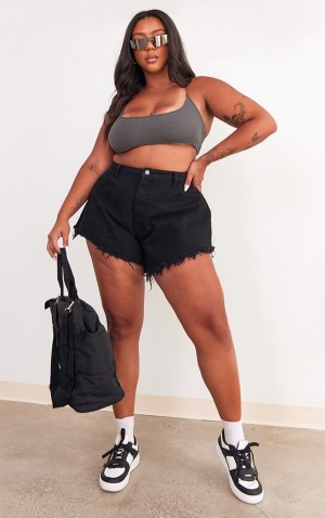 Black Pretty Little Thing Plus Floaty Shorts | SLYEKQD-57