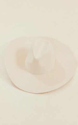 Cream Pretty Little Thing Faux Suede Extra Wide Brim Fedora Hats | VBHIGSR-31