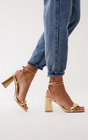 Gold Pretty Little Thing Wide Fit Pu Square Toe Quilted Low Block Heels | SPLXODI-56