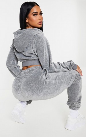 Grey Pretty Little Thing Shape Velour Skinny Sweatpants | VGNOLYU-72