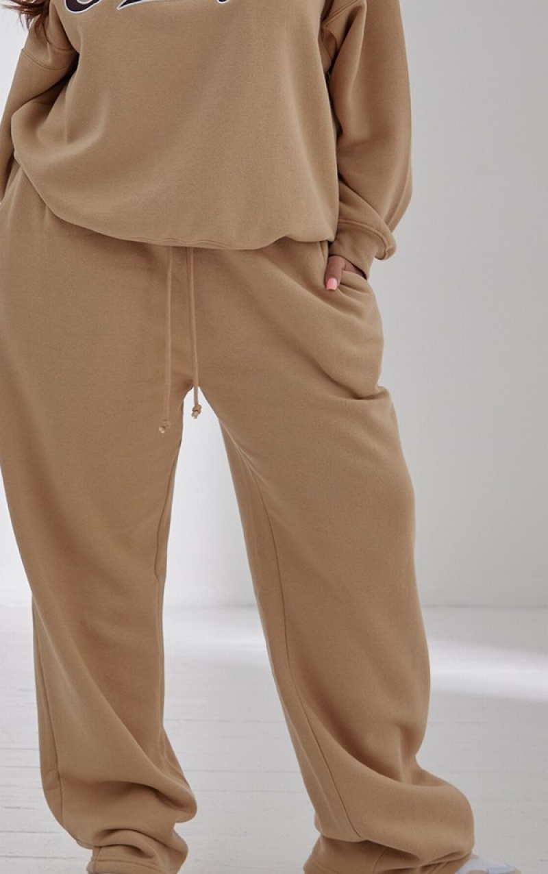 Beige Pretty Little Thing Plus Flaredpant Sweatpants | DNMAQHR-31