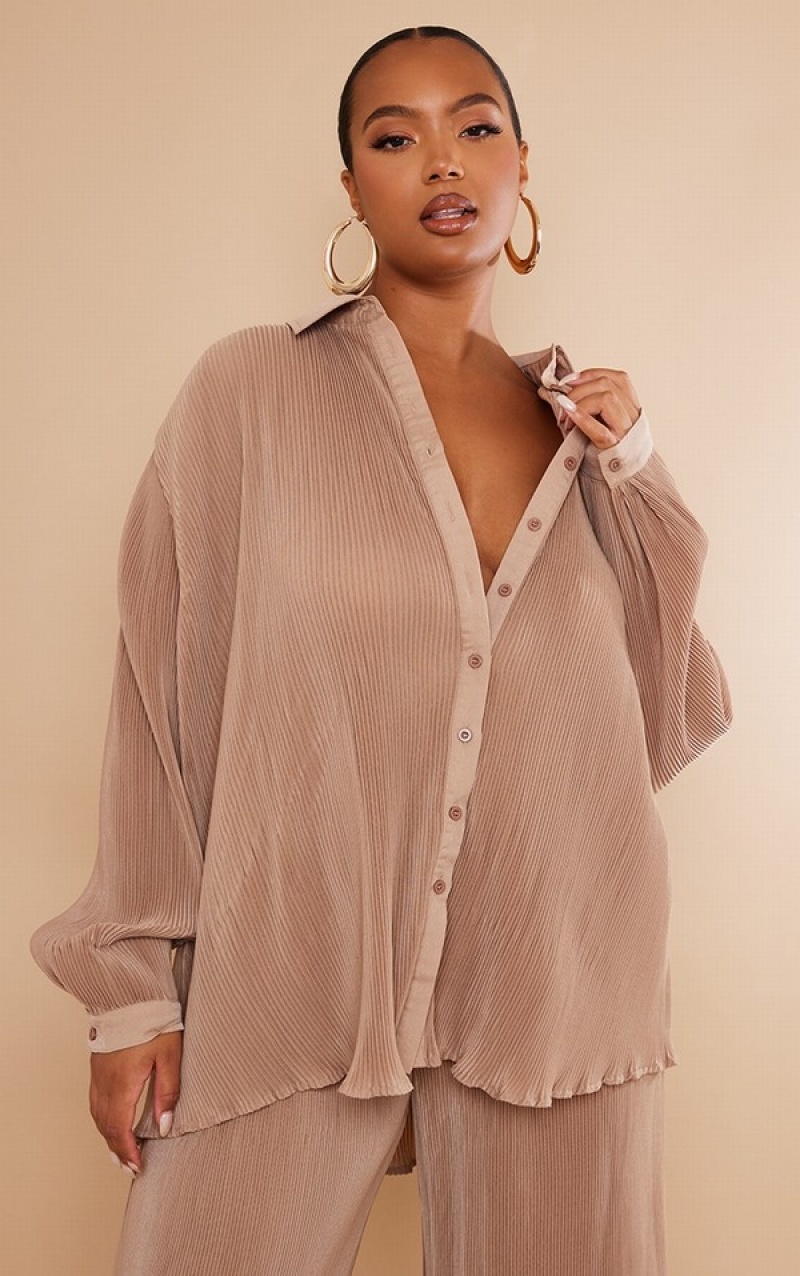 Beige Pretty Little Thing Plus Plisse Button Front Oversized Shirts | OVDCTEA-52