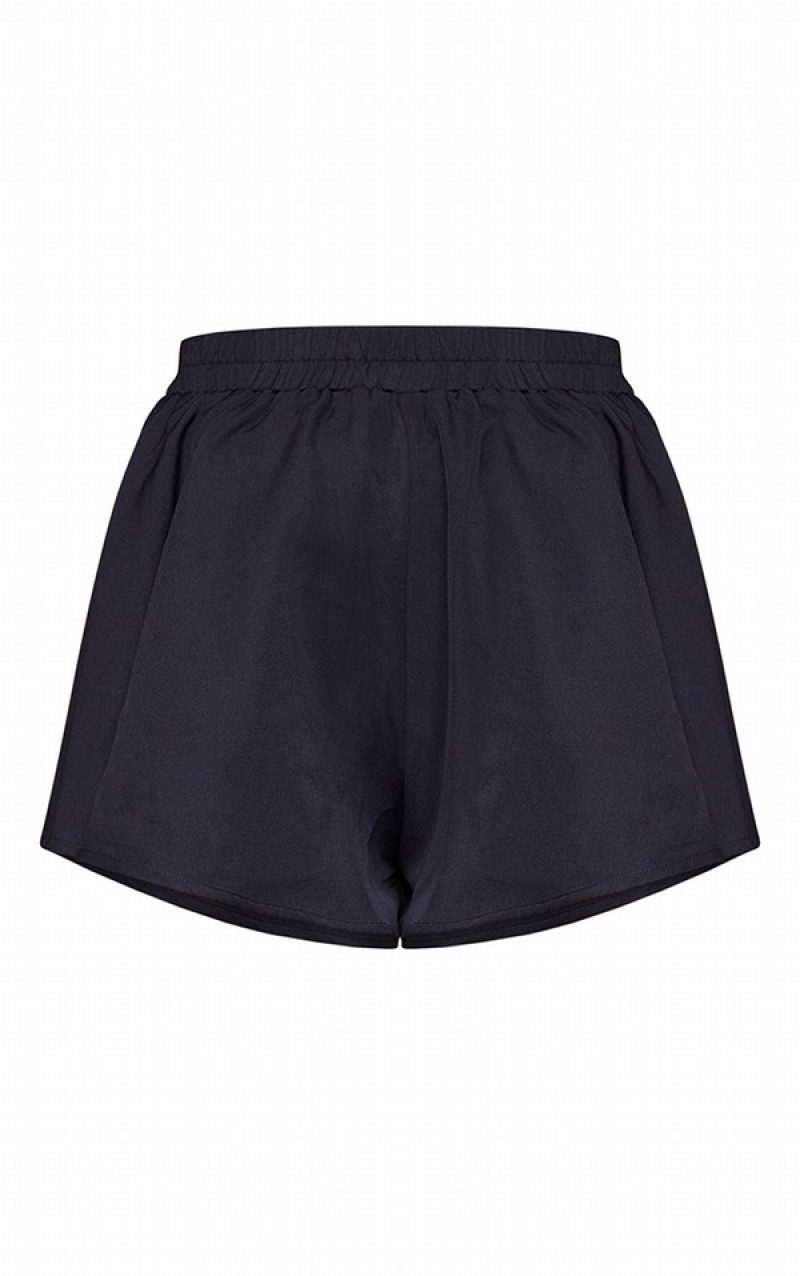 Black Pretty Little Thing Floaty Shorts | EJMRBKY-67