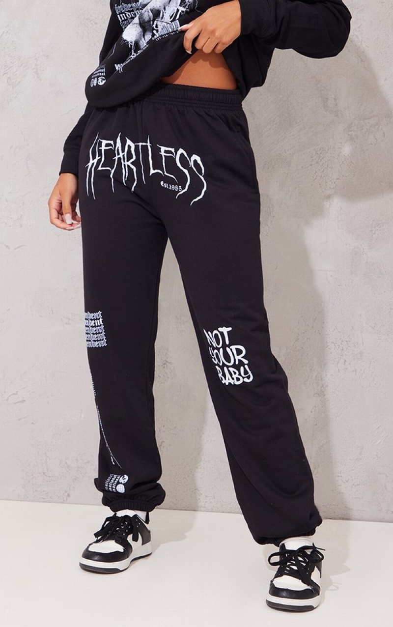 Black Pretty Little Thing Heartless Graphic Printed Sweatpants | LYVEBAS-62