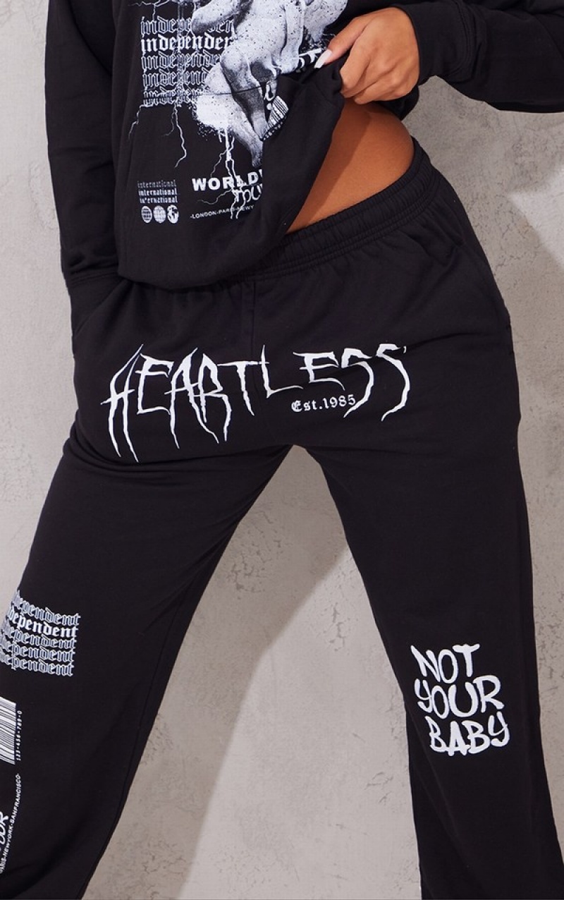 Black Pretty Little Thing Heartless Graphic Printed Sweatpants | LYVEBAS-62