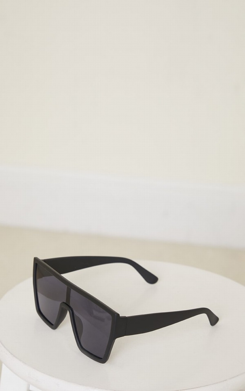 Black Pretty Little Thing Matte Oversized Square Frame Sunglasses | DWELZMQ-10