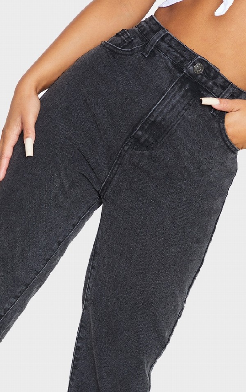 Black Pretty Little Thing Petite Straight Leg Jeans | QXAHRNT-84