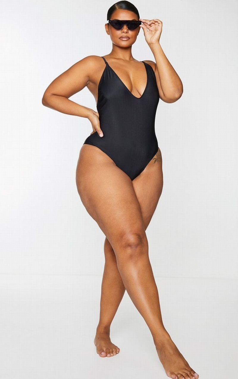 Black Pretty Little Thing Plus Basic Low Scoop Swimsuits | OUTJSIL-75