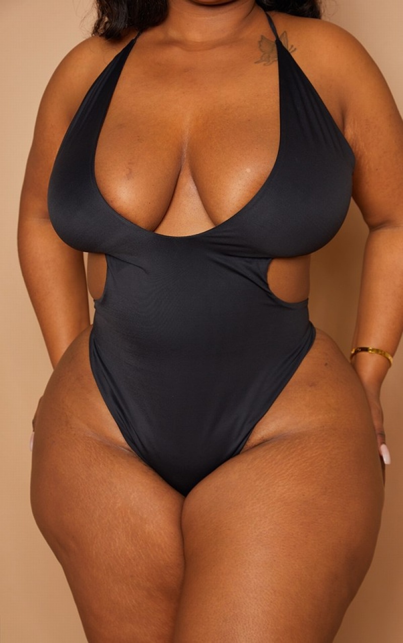 Black Pretty Little Thing Plus Cross Front Cut Out Swimsuits | KHGBMYL-08