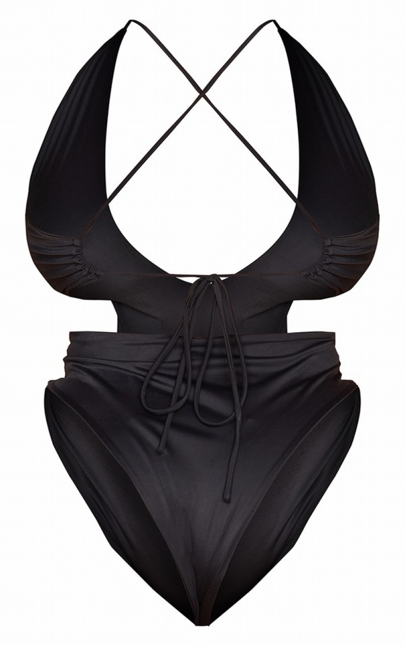 Black Pretty Little Thing Plus Cross Front Cut Out Swimsuits | KHGBMYL-08