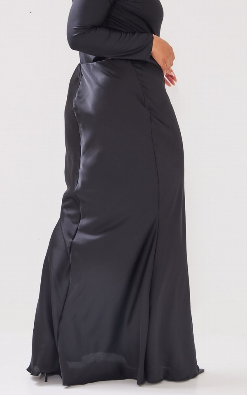 Black Pretty Little Thing Plus Satin Cowl Maxi Skirts | PLNMKHR-63