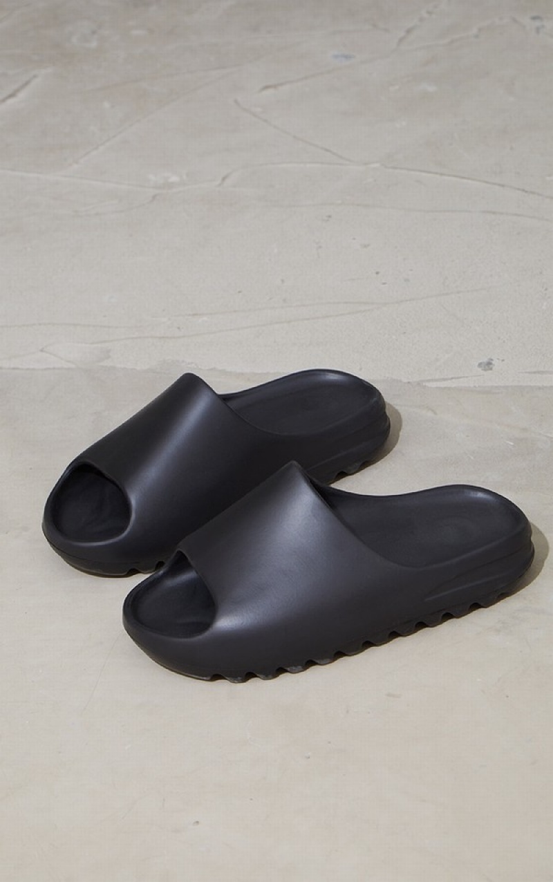 Black Pretty Little Thing Rubber Ribbed Sole Slides | JGWKUPR-26