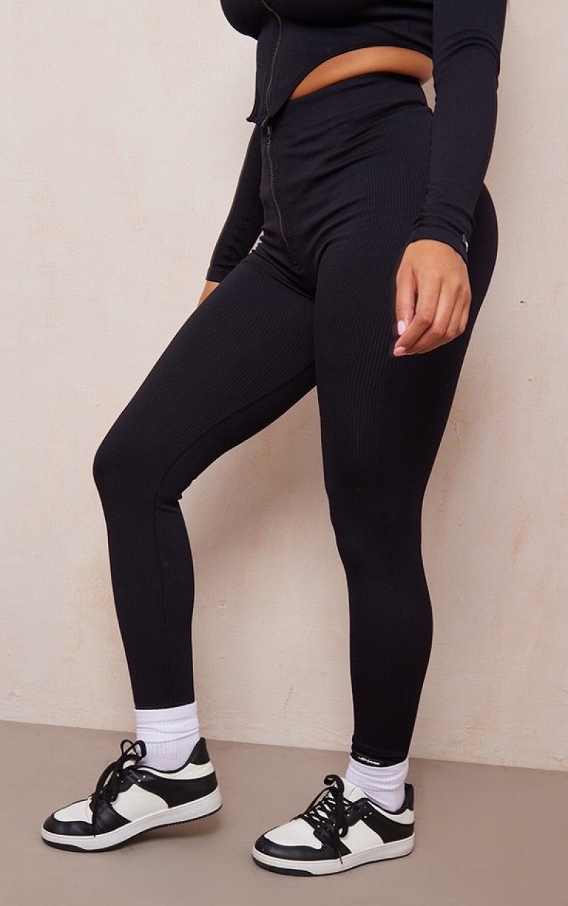 Black Pretty Little Thing Shape Zip Front Contour Leggings | RAPDZES-40