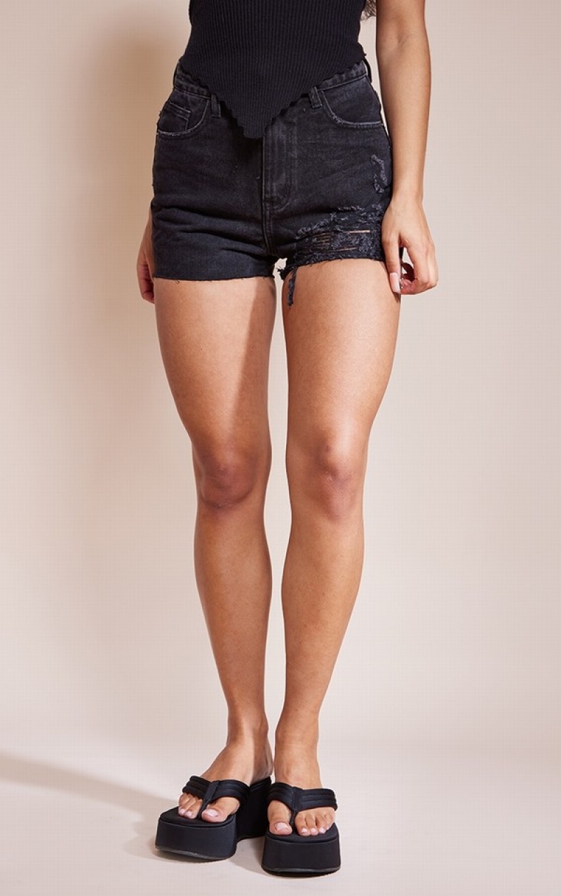 Black Pretty Little Thing Washed Ripped Mom Shorts | WQTAHLU-81