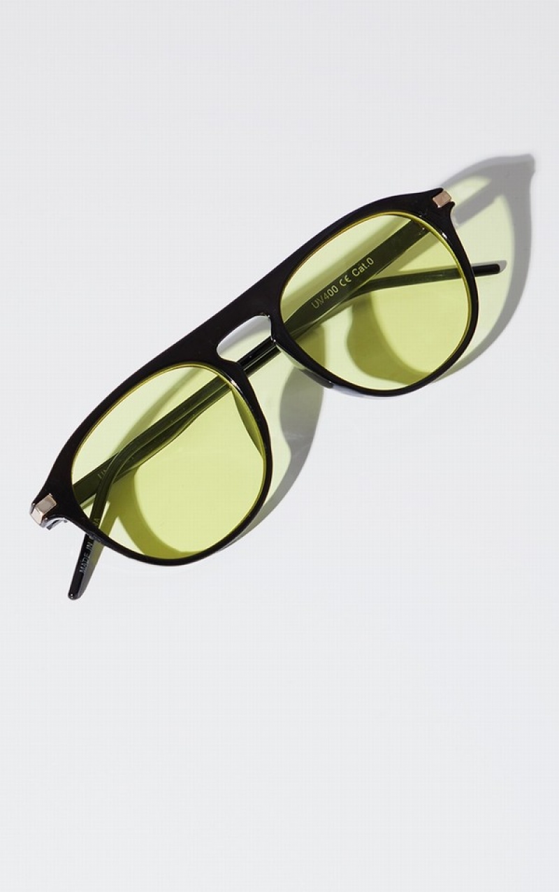 Black Pretty Little Thing Yellow Lens Round Frame Sunglasses | SIXVKBA-84