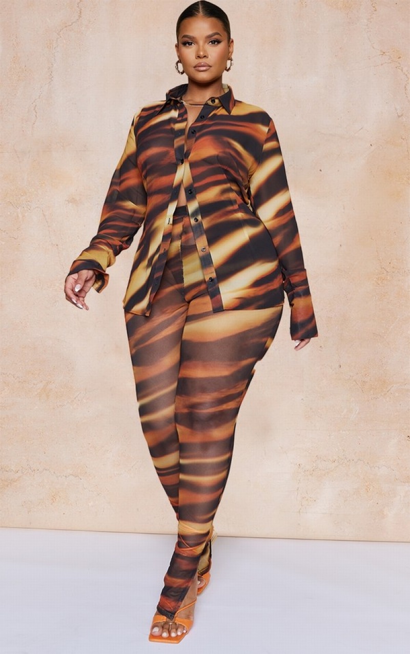 Brown Pretty Little Thing Plus Tiger Printed Fitted Chiffon Plunge Shirts | YWCZFTN-56