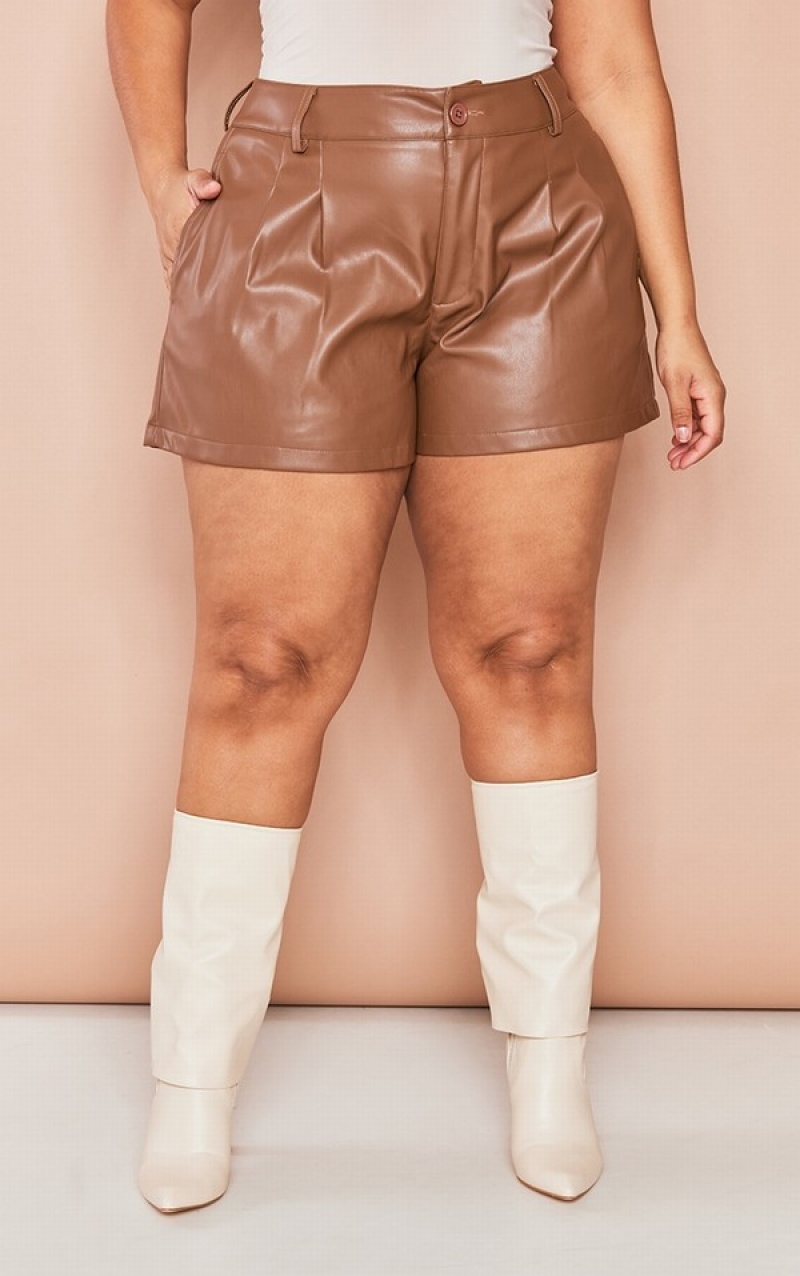 Chocolate Pretty Little Thing Plus Faux Leather Floaty Shorts | AYJQEKN-85