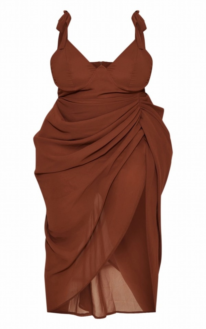 Chocolate Pretty Little Thing Plus Underwire Detail Draped Dresses | UYZHPKJ-97