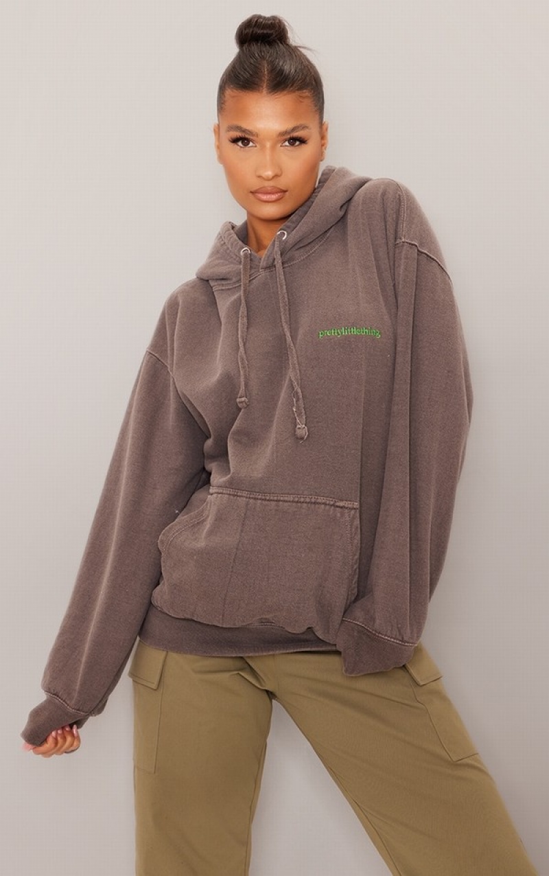 Chocolate Pretty Little Thing Washed Oversized Hoodie | REBAFVN-17