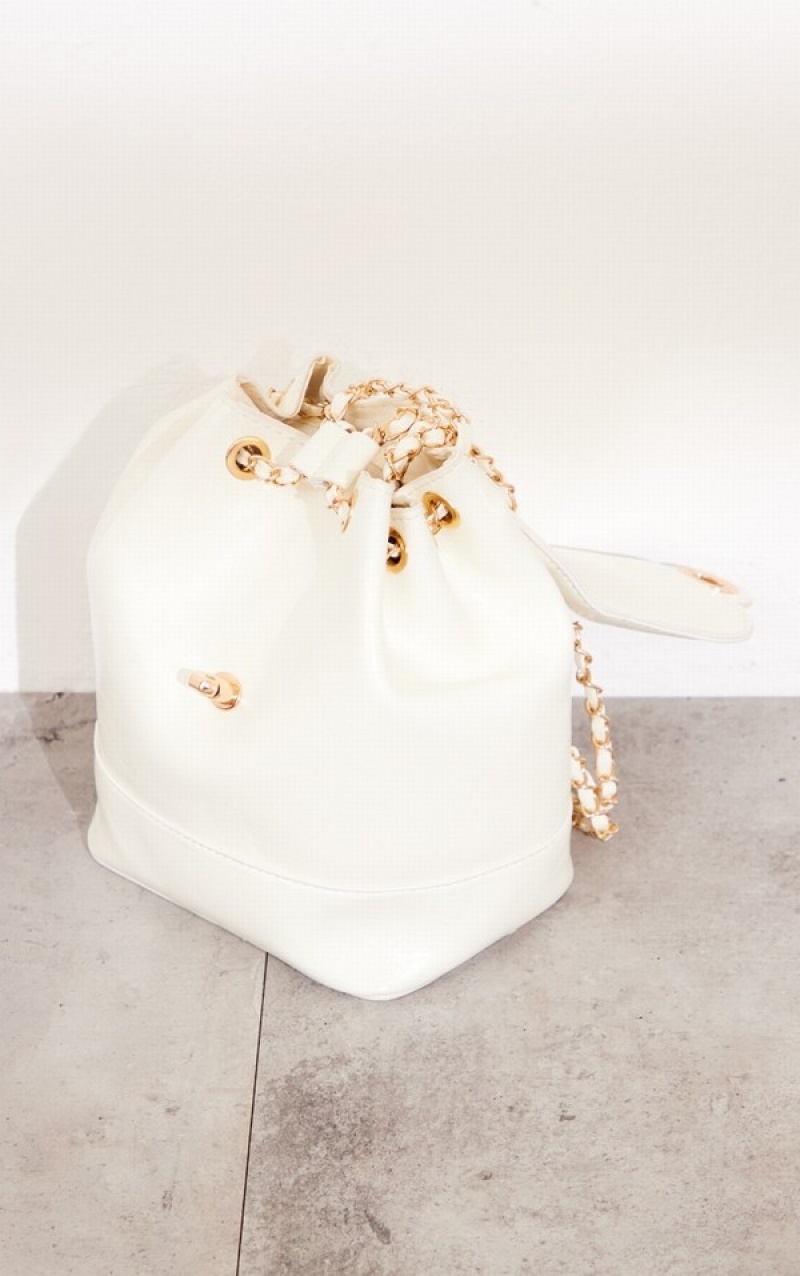 Cream Pretty Little Thing PU Chain Strap Backpacks | ZAJSGPI-65