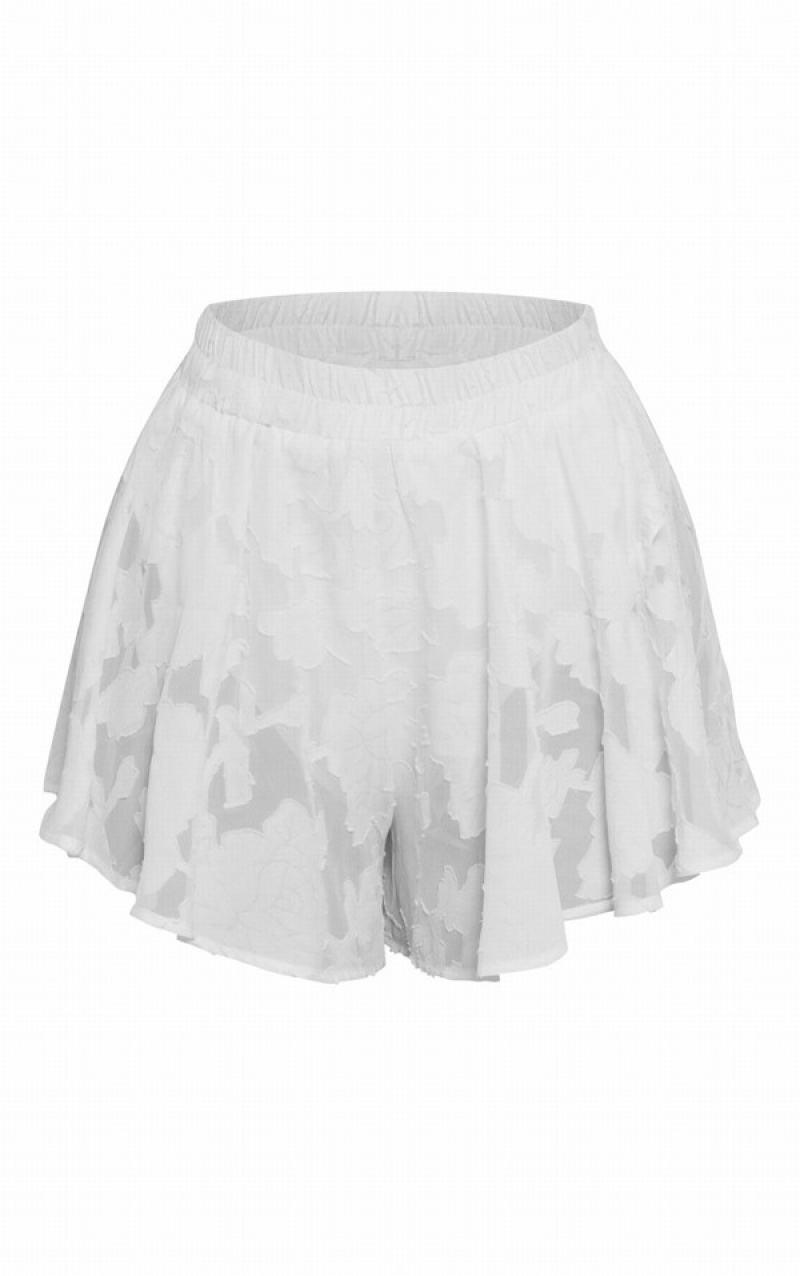 Cream Pretty Little Thing Sheer Floral TextuFloaty Shorts | NWTIEPV-91