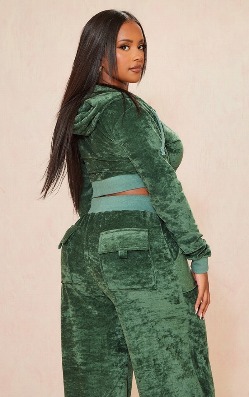 Dark Green Pretty Little Thing Shape Velour Cropped Hoodie | FNCAQVK-49