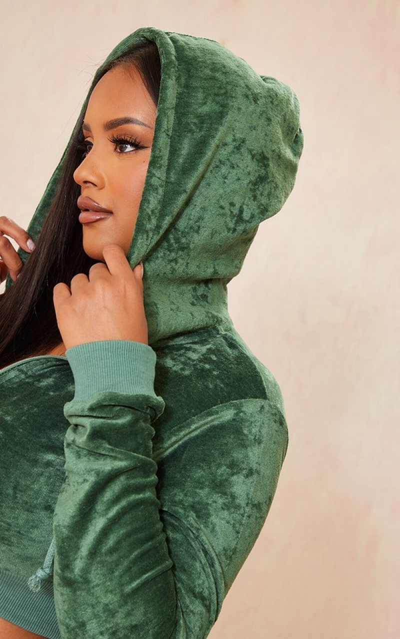 Dark Green Pretty Little Thing Shape Velour Cropped Hoodie | FNCAQVK-49