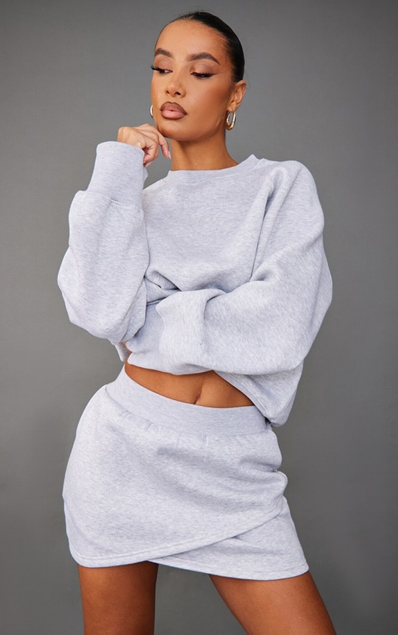 Grey Pretty Little Thing Ash Oversized Boxy Sweatshirts | CSKXGLN-83