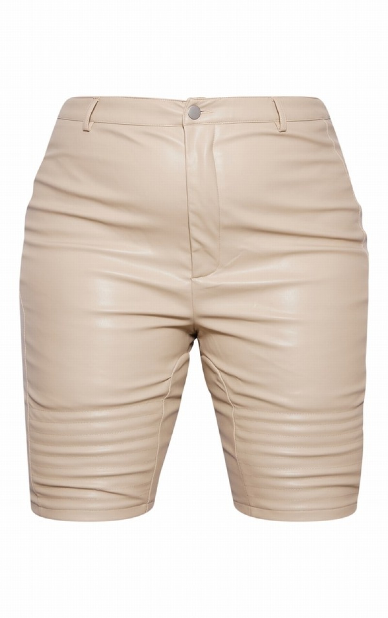 Grey Pretty Little Thing Plus Stone Faux Leather TailoSeam Detail Shorts | UXBHZYG-20