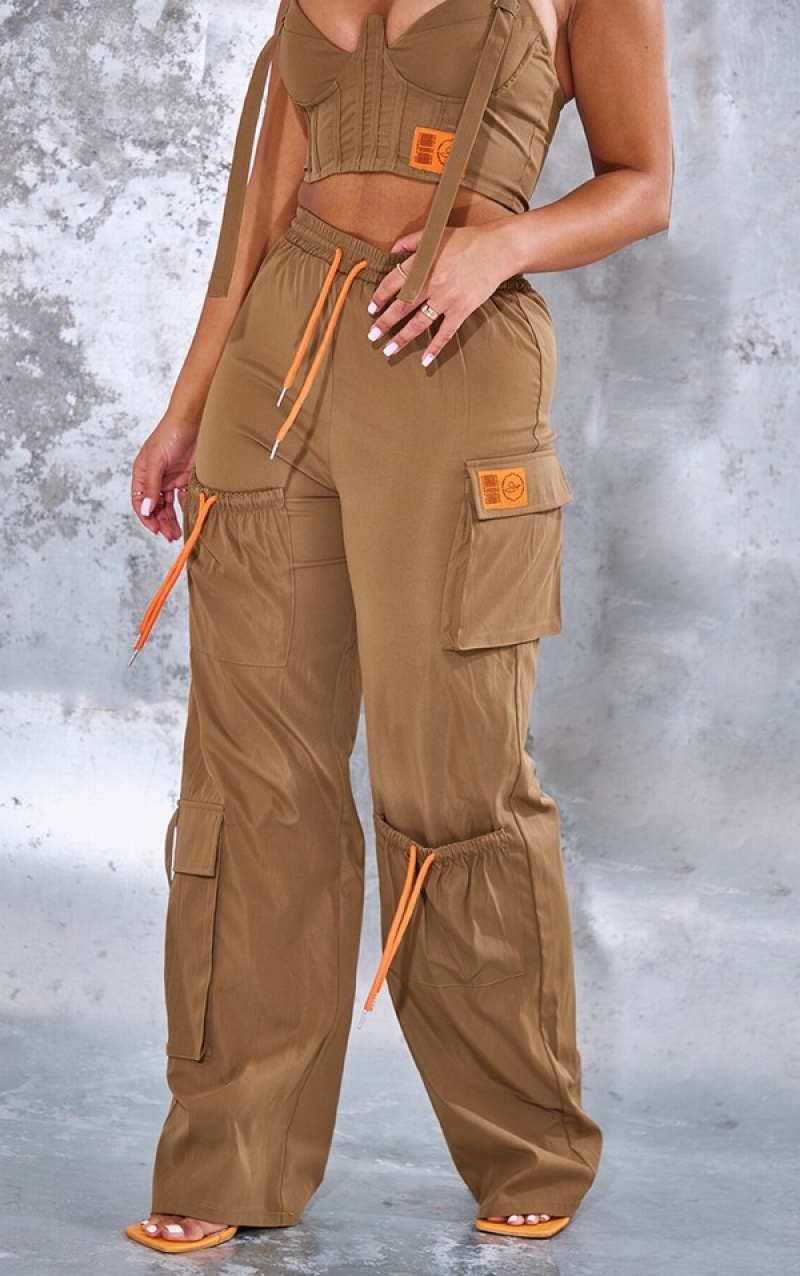 Khaki Pretty Little Thing Shape Cargo Pocket Detail Wide Leg Sweatpants | DOSACLR-63