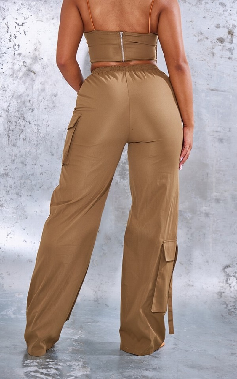 Khaki Pretty Little Thing Shape Cargo Pocket Detail Wide Leg Sweatpants | DOSACLR-63