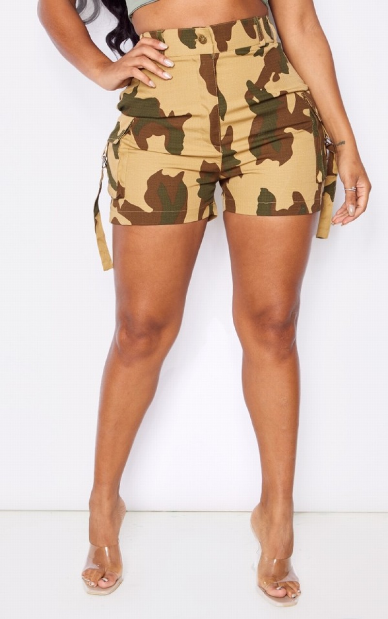 Khaki Pretty Little Thing Shape Print Buckle Detail Cargo Shorts | EDOTRPC-42