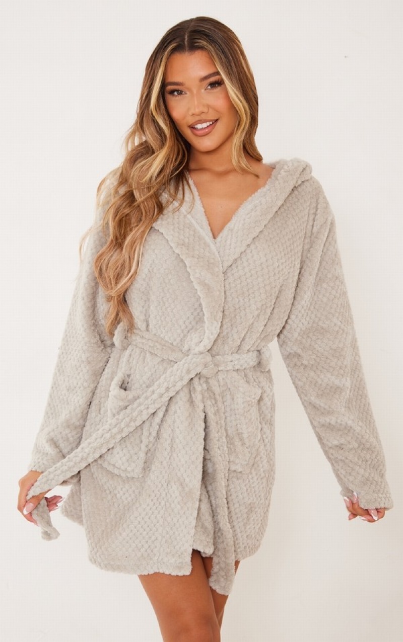 Light Grey Pretty Little Thing TextuFluffy Bath Robe Sleepwear | OPICASM-47