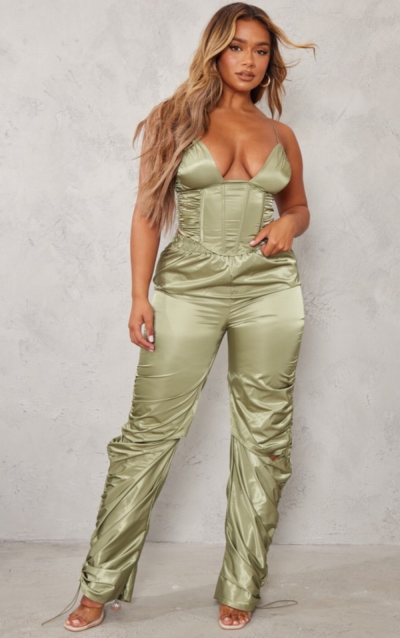 Olive / Green Pretty Little Thing Shape Sage Shell Toggle Ruched Sweatpants | EDZJXMF-65