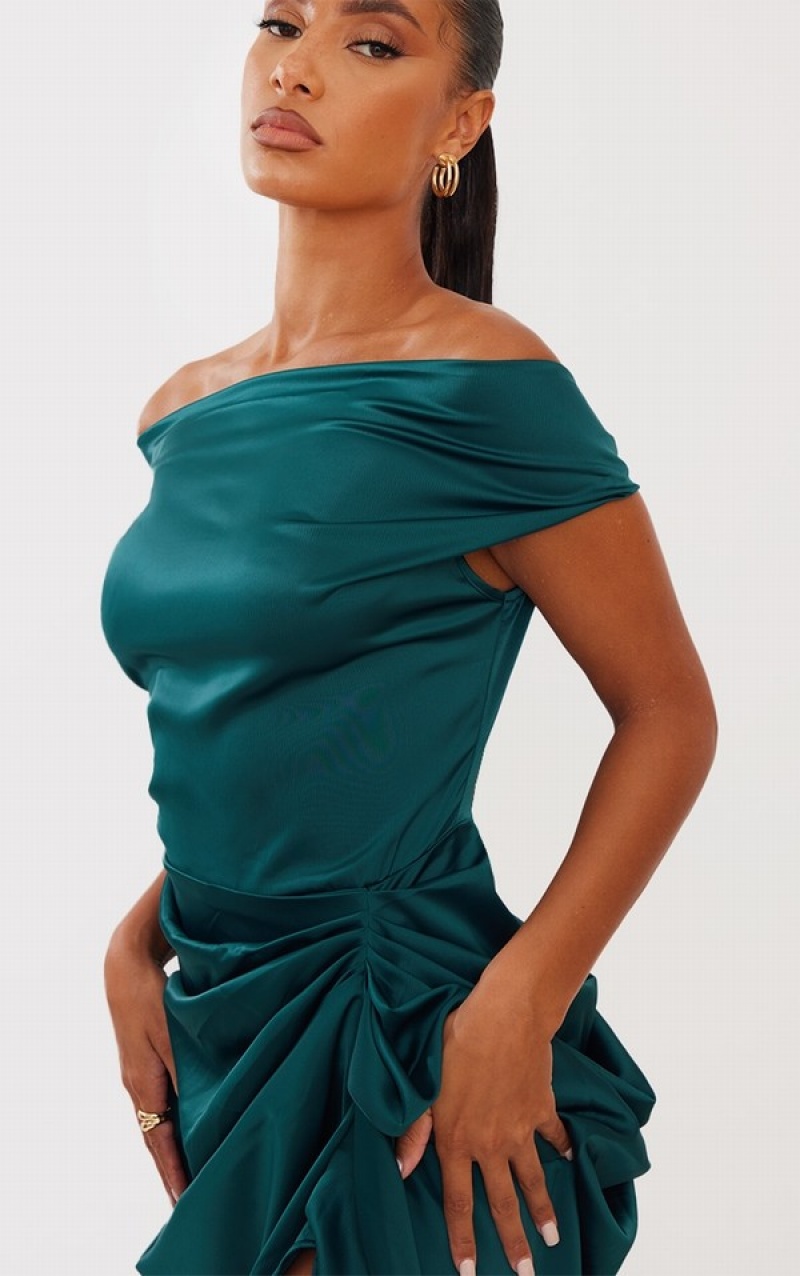 Turquoise / Green Pretty Little Thing Emerald Satin Off The Shoulder Draped Dresses | AYMLEOF-87