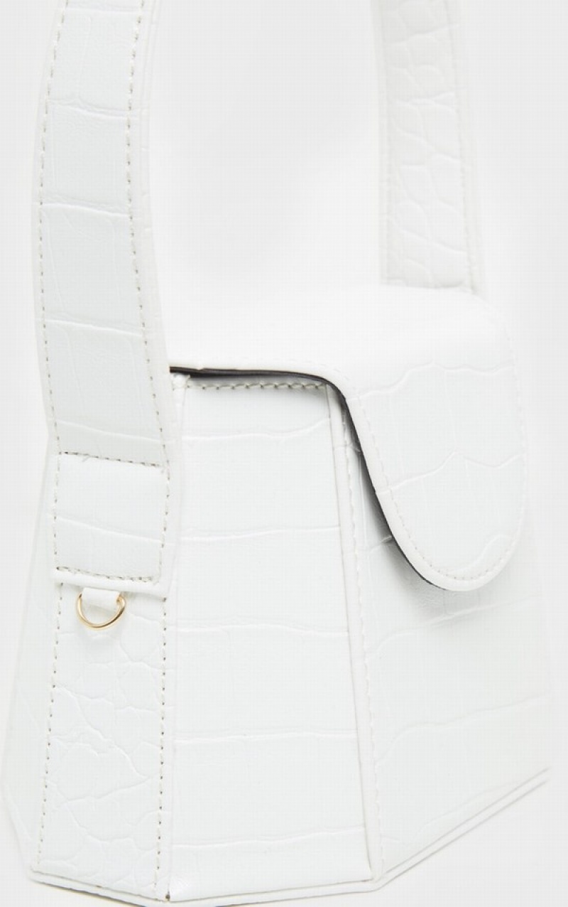 White Pretty Little Thing Croc Angular Structure Cross Body Bags | QGOMUKR-10