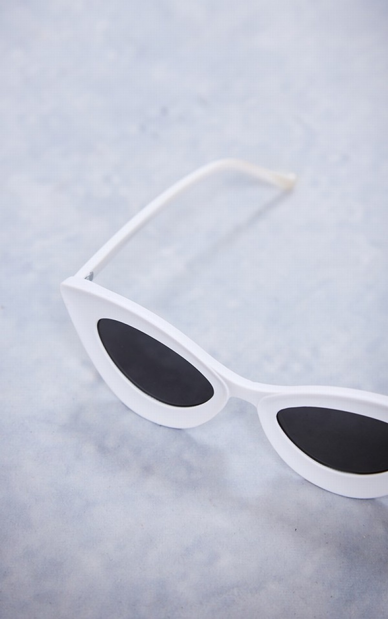 White Pretty Little Thing Matt Edged Frame Cat Eye Sunglasses | QCEIKZP-42