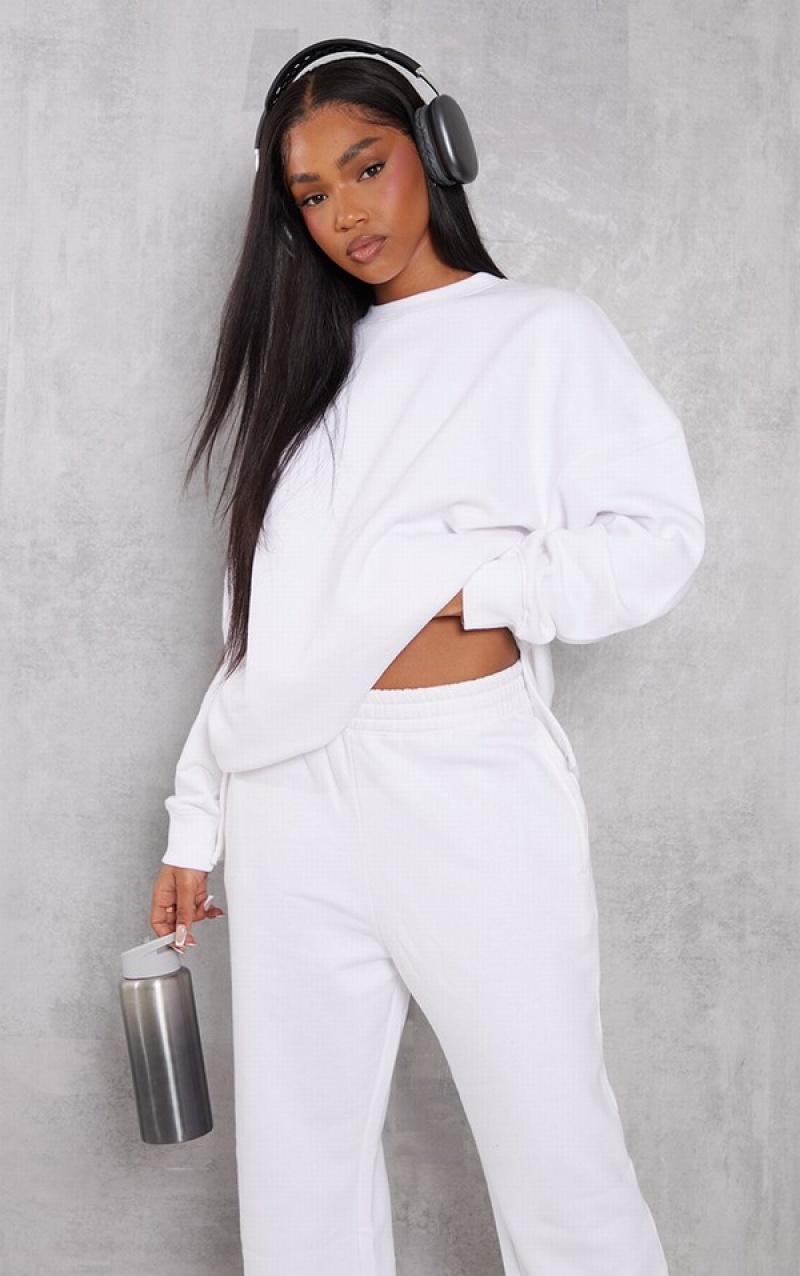 White Pretty Little Thing Oversized Split Hem Sweatshirts | MVARQWI-18