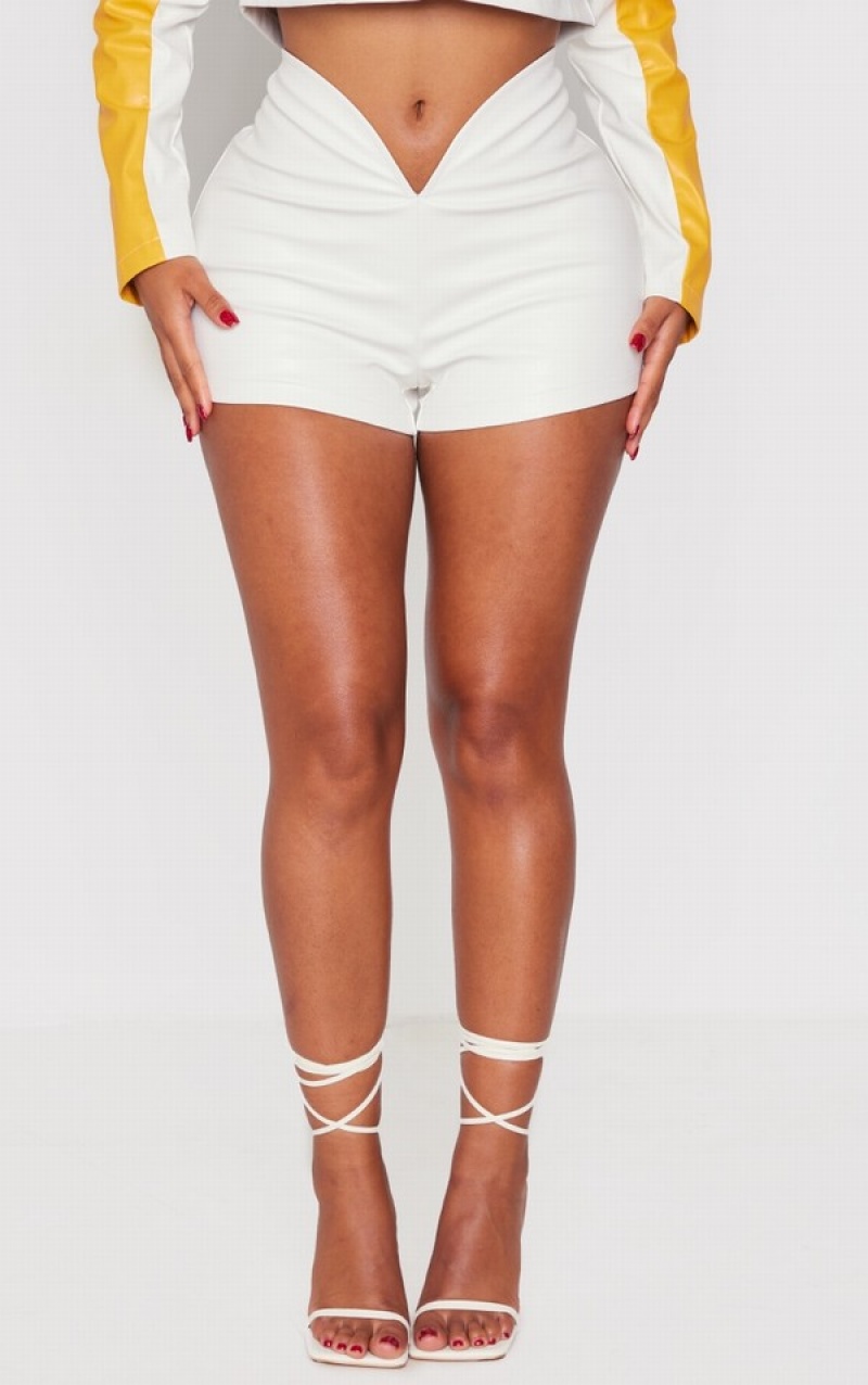 White Pretty Little Thing Shape Faux Leather Dip Waist Shorts | WBQYEZF-45