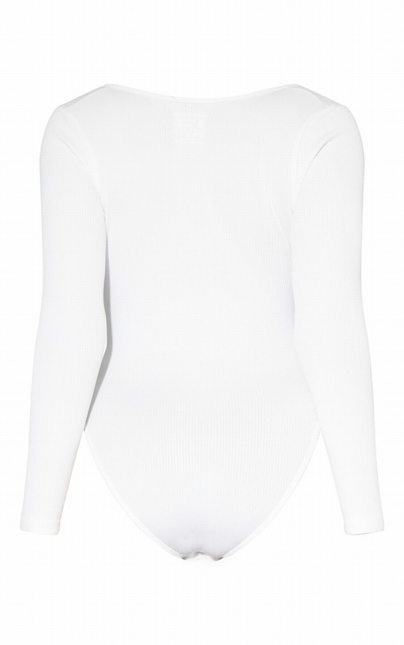 White Pretty Little Thing Snatched Rib Scoop Neck Bodysuits | WBAYJMR-40