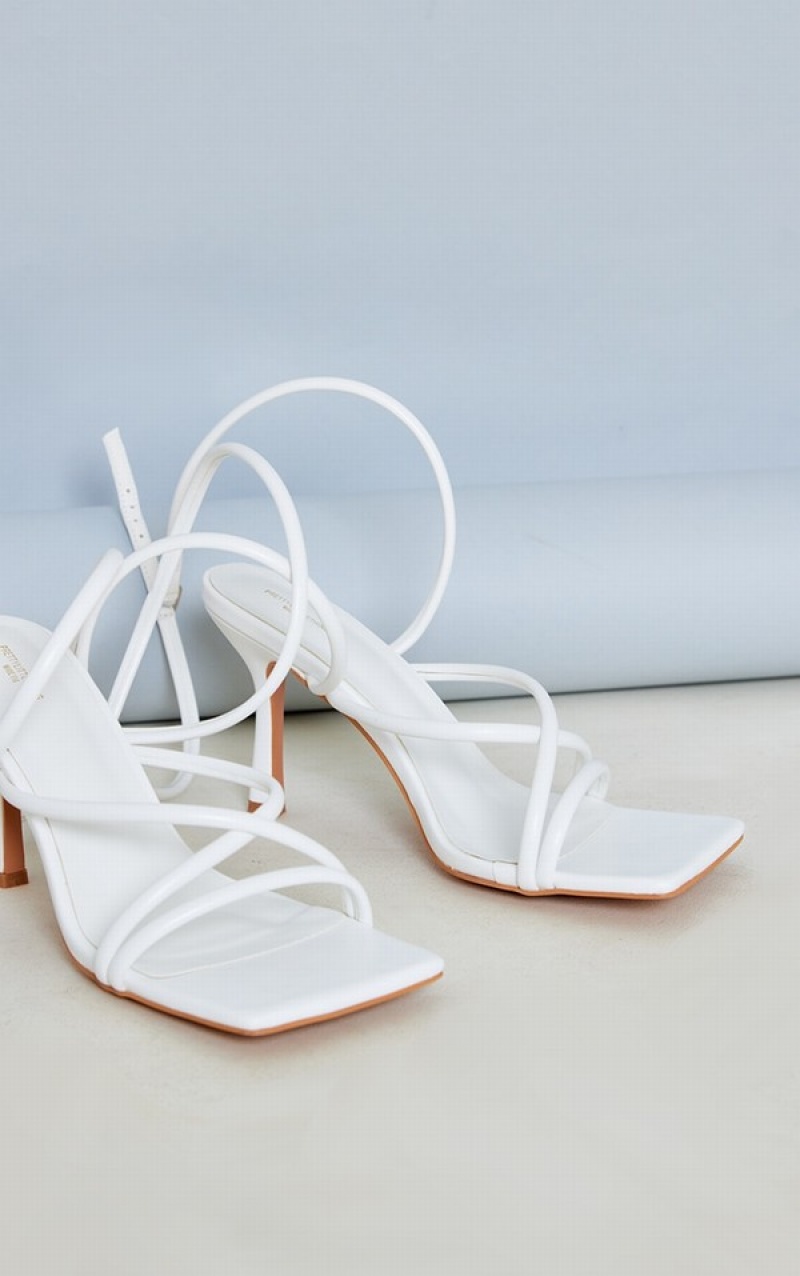 White Pretty Little Thing Wide Fit PU Square Toe Cross Over Ankle Strap Mid Heels | LWVODYX-15